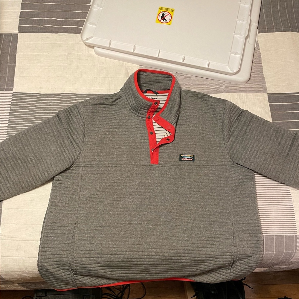 LL Bean Q-Button up